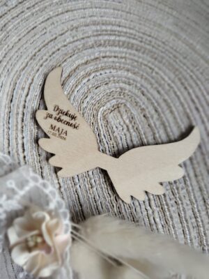 Skrzydełka podziękowanie na I Komunię Świętą ze sklejki 10cm x 6cm 35 znaków N918