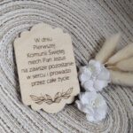 Tabliczka na I Komunię Świętą ze sklejki 8,5cm x 5,5cm N929