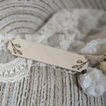 Tabliczka personalizowana ze sklejki 9,5cm x 2cm  35 znaków N944