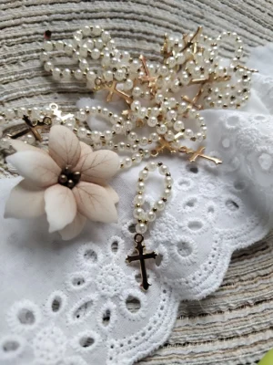 7. Dodatki do lalek makramowych