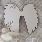 Personalizowane skrzydełka do aniołka z makramy z HDF 13cm x 11cm H492  200 znaków