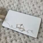 Tabliczka personalizowana z HDF 11cm x 6cm H502  150 znaków