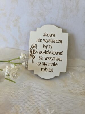 Grawerowany napis na dzień Mamy z HDF 7cm x 5cm H530