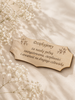 Tabliczka grawerowana ze sklejki dla nauczyciela do ramki z makramą 12x5cm N1008