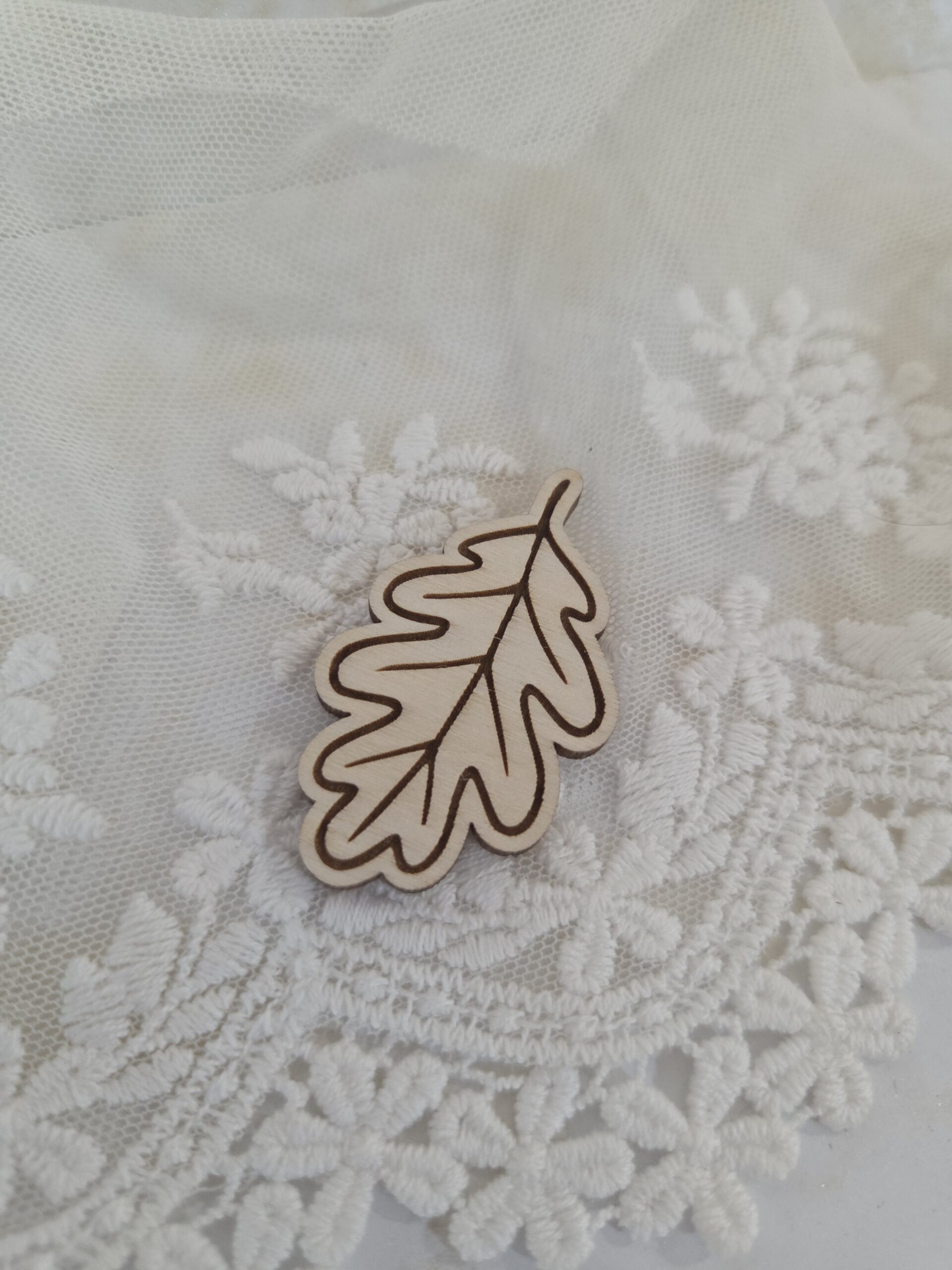 Scrapki drewniane Jesień 4cm Dodatki do makramy laleczek N1063