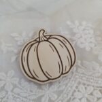 Scrapki drewniane Jesień 4cm Dodatki do makramy laleczek N1058